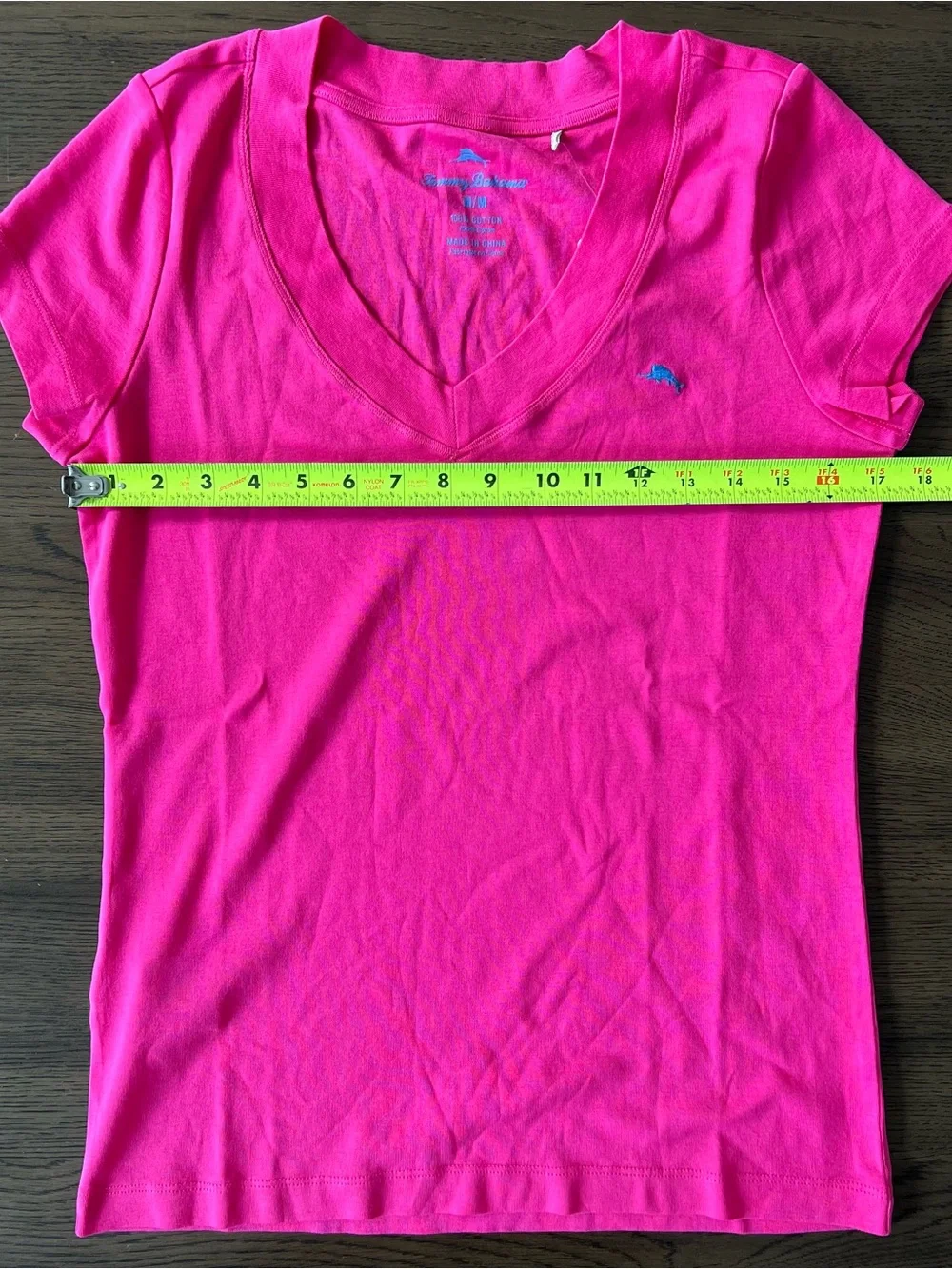Tommy Bahama V-Neck T-Shirt Hot Pink Island Style Coastal Casual